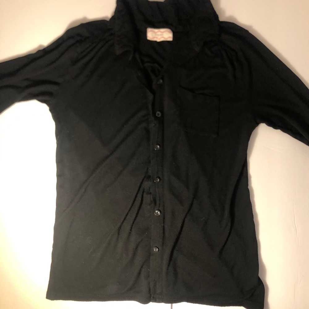 Pink Rose Black Blouse size Medium. 3/4 sleeve